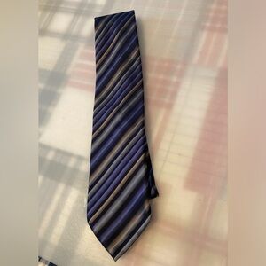 Giorgio Armani tie, hand made in Italy 100% seta silk